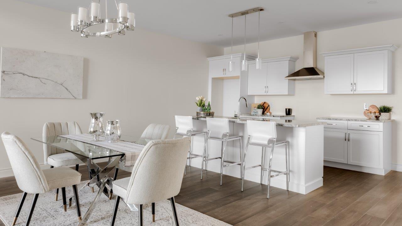 The Caledonia (Left)