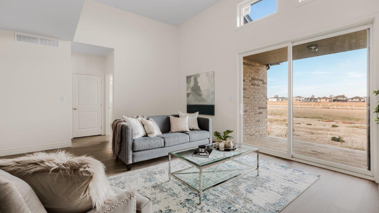 The Caledonia (Left)