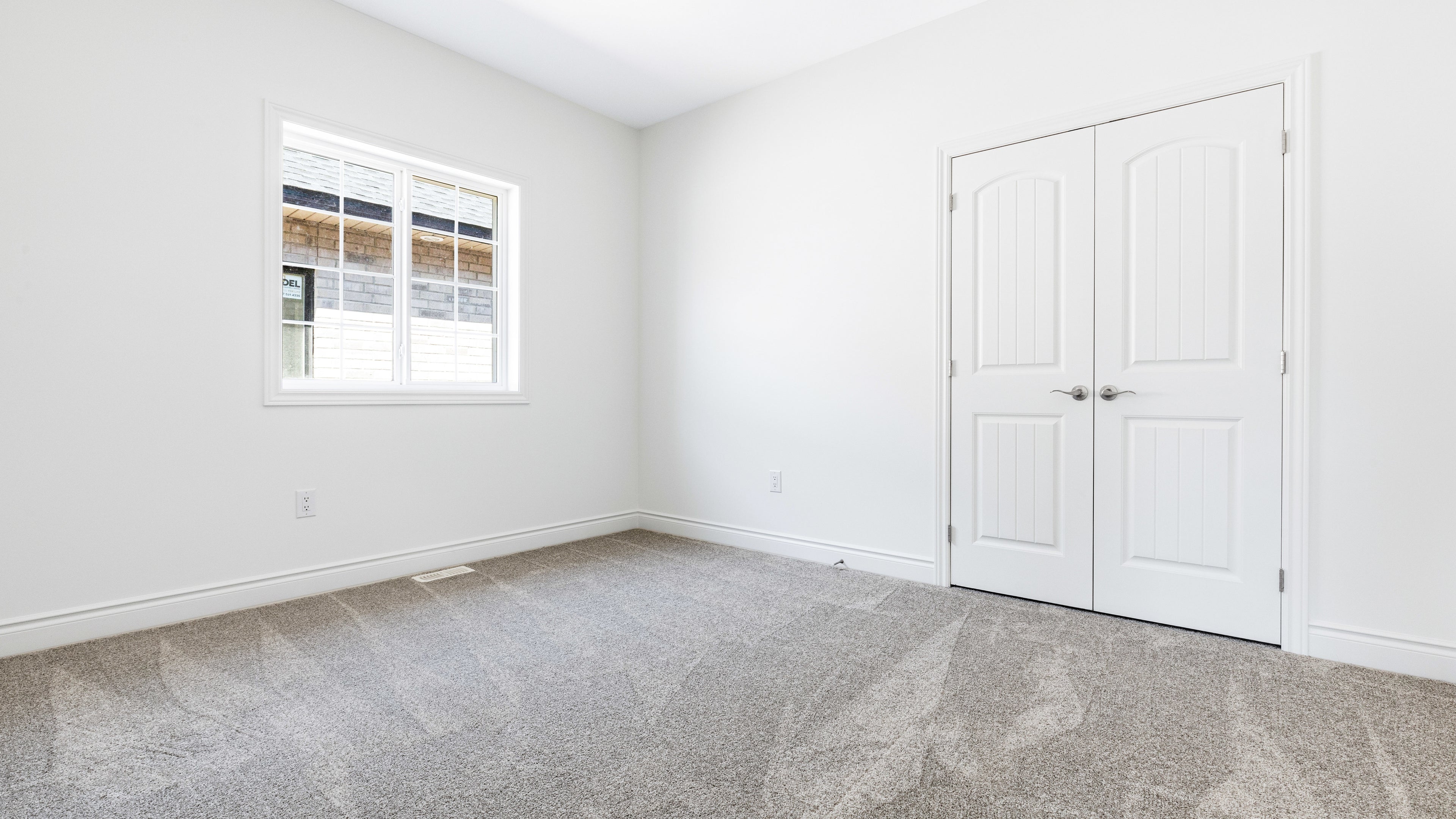 The Caledonia (Left)