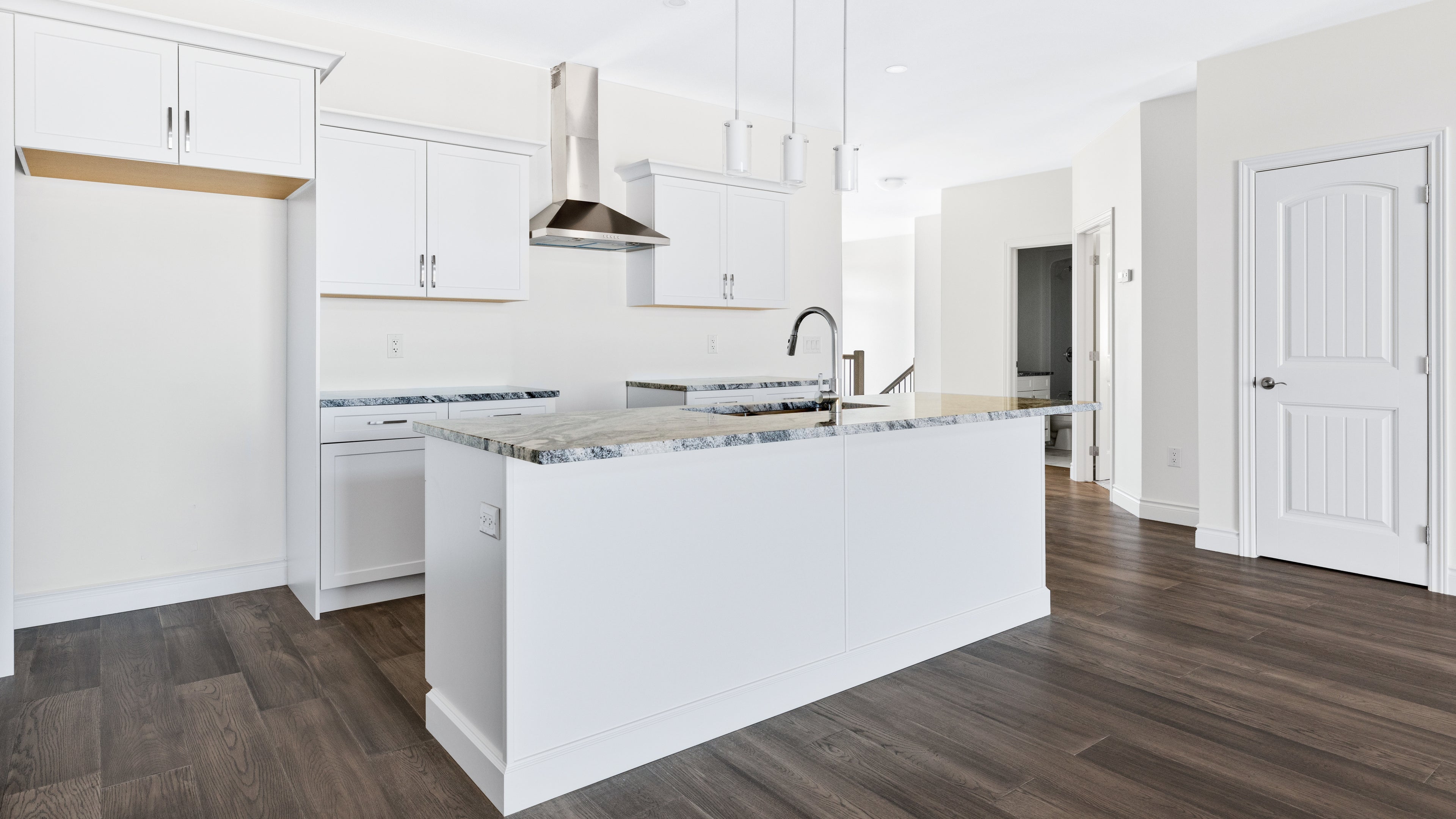 The Caledonia (Left)