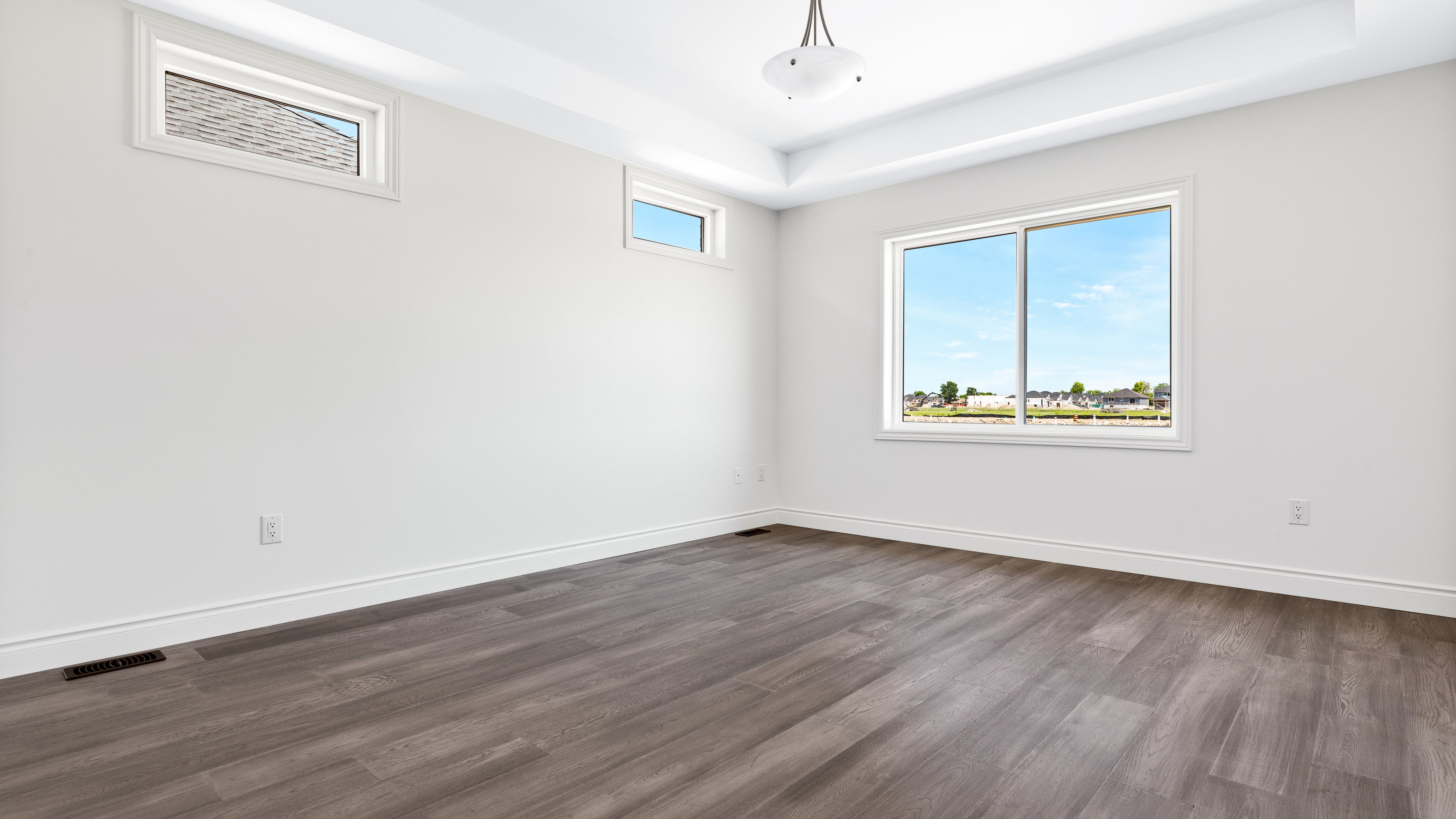 The Caledonia (Left)